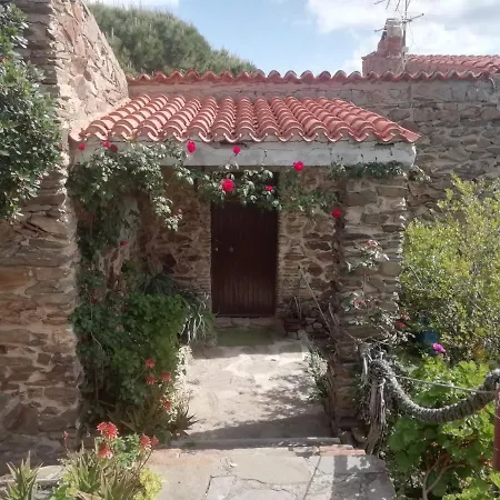 Sa Domo De Afra Stintino